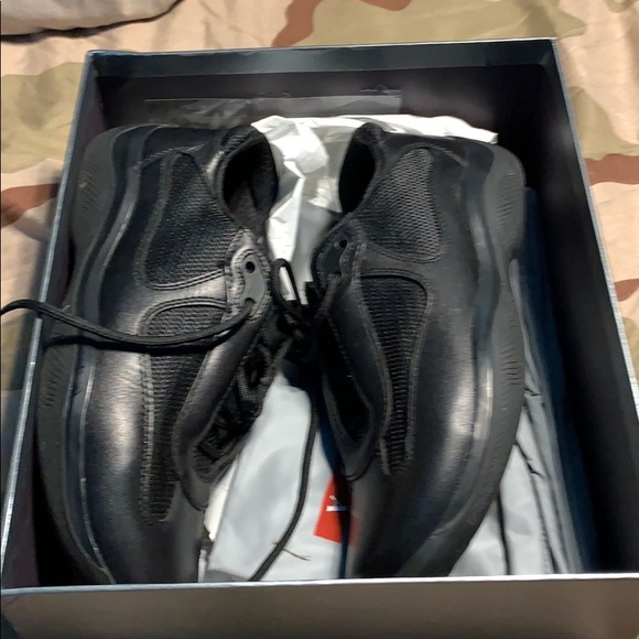 Prada American cup. - Picture 4 of 5